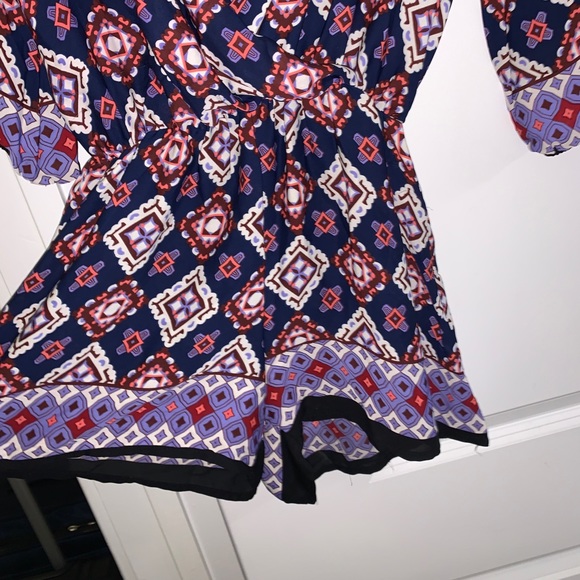 Patterned romper - Picture 3 of 5